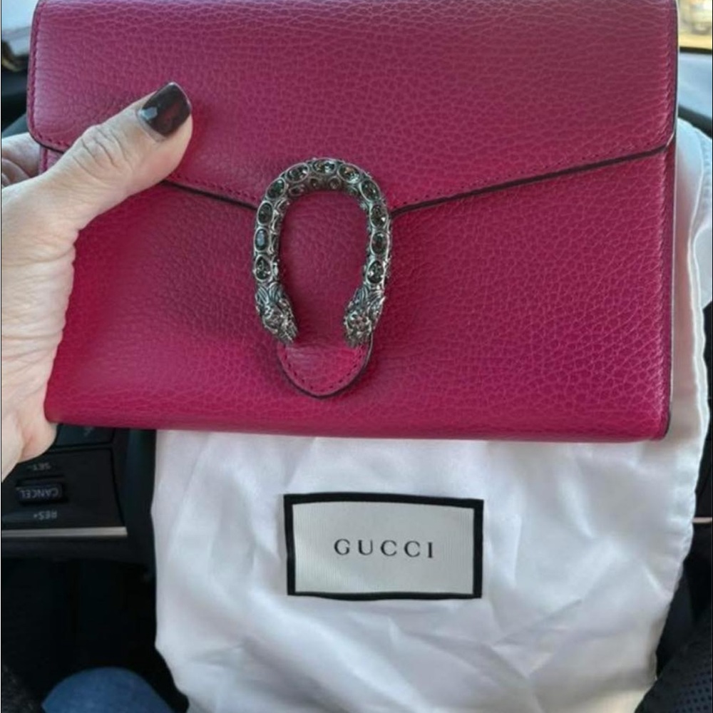 Gucci Fuchsia Leather Clutch with Silver Accent